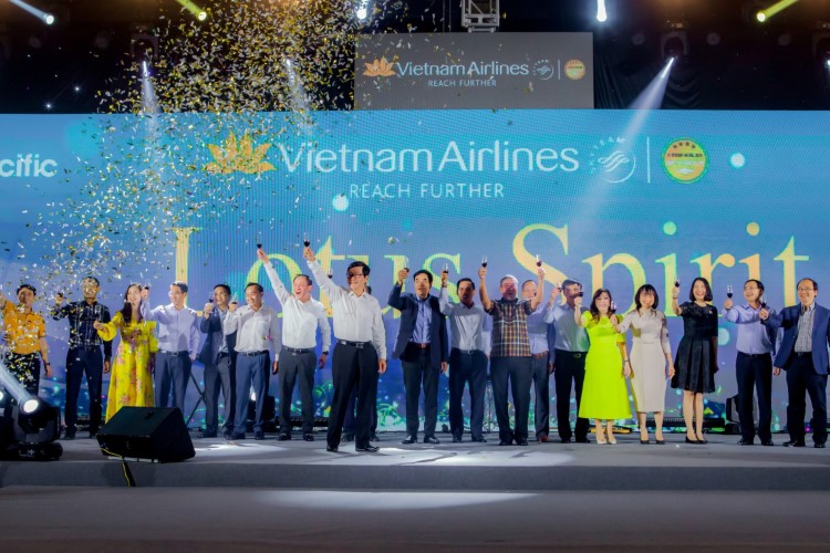 Chương trình hội thảo cuối năm của Vietnam Airlines